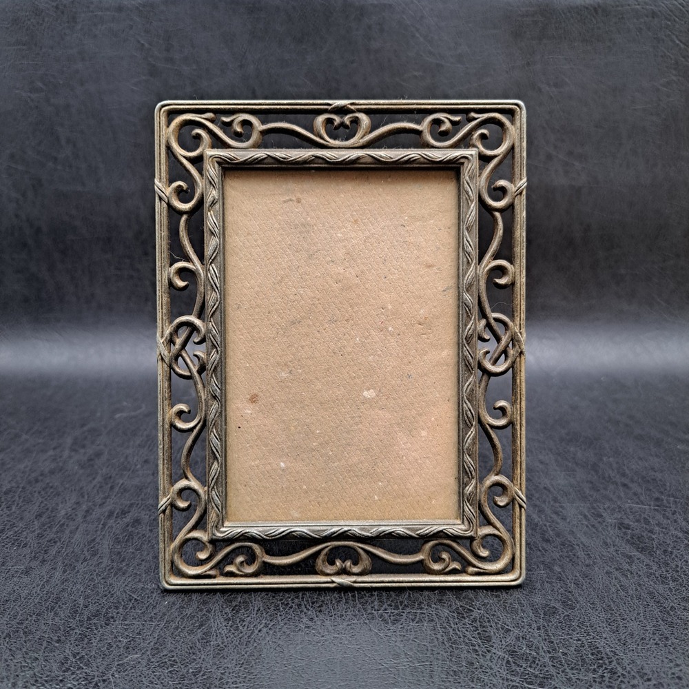 Vintage Ornate Metal Filigree Picture Frame Scrollwork Tabletop 3x4 Antique Gold